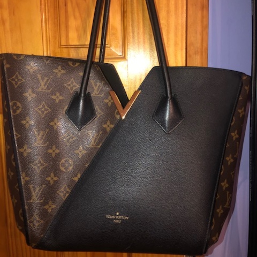 Louis Vuitton shoulder kimono black handbag